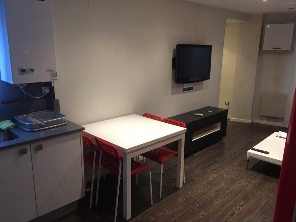Apartamento Manuela Sancho Apartman Zaragoza Kültér fotó