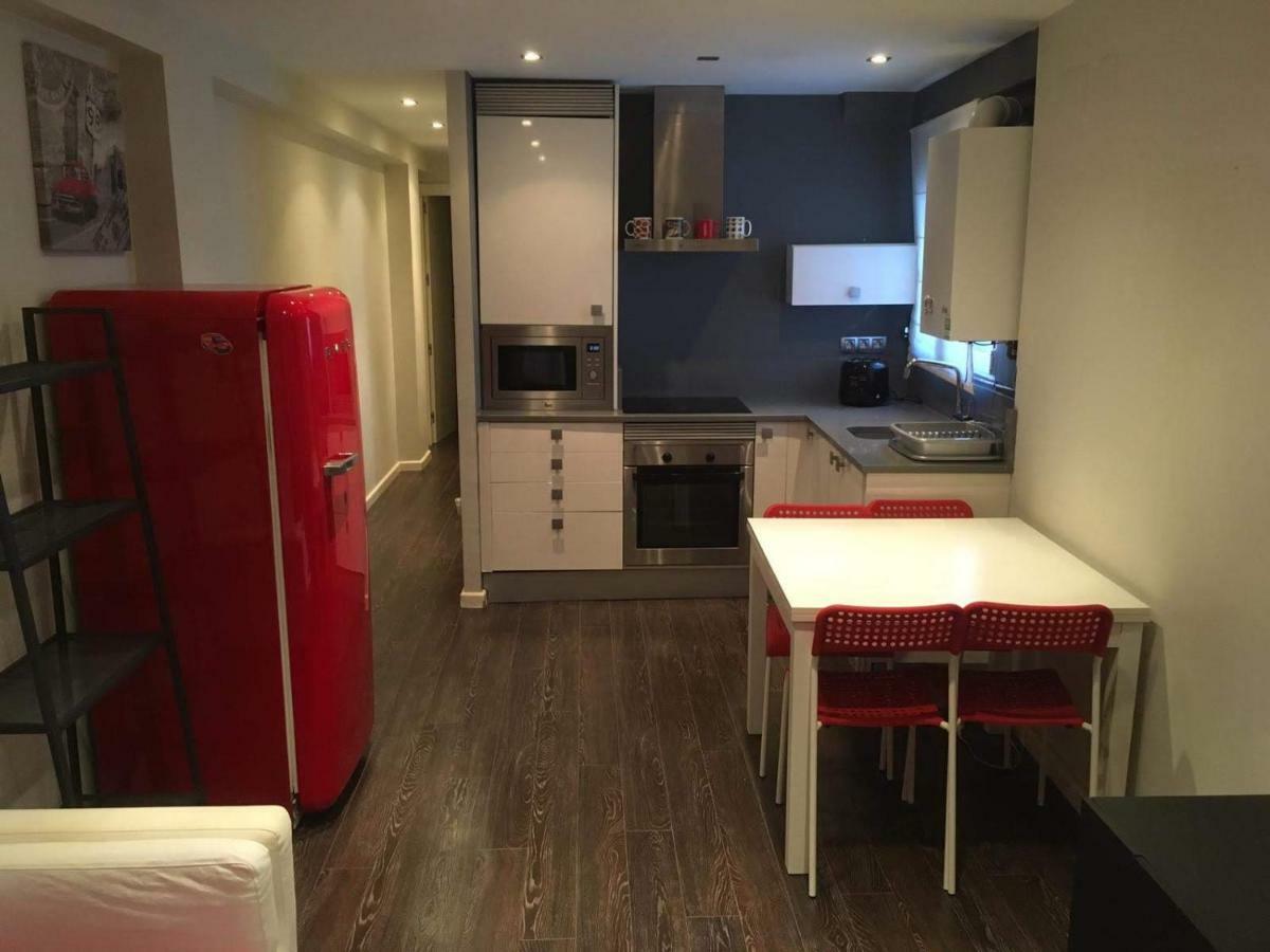 Apartamento Manuela Sancho Apartman Zaragoza Kültér fotó